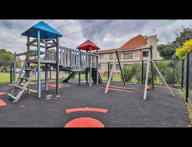 2 BEDROOM TOWNHOUSE FOR SALE IN BEDFORD GARDENS